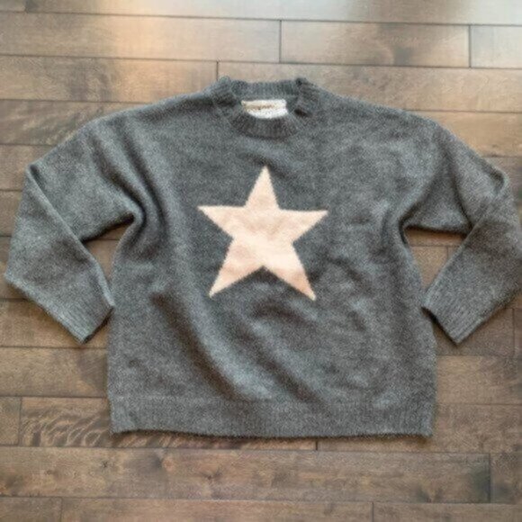 Pink Martini Star Sweater - Picture 1 of 2